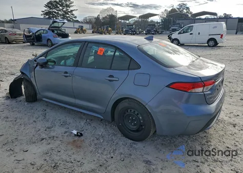 2020 Toyota Corolla Le z USA, uszkodzony, nr VIN 5YFEPRAEXLP109253